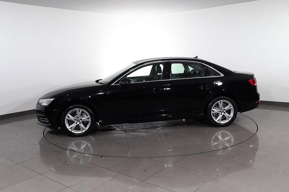 2018 Audi A4 - Image 4