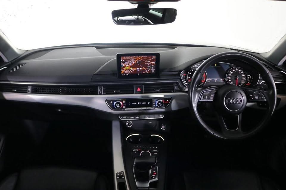 2018 Audi A4 - Image 7