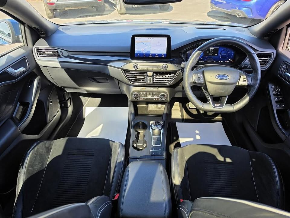 2020 Ford Focus - Image 14
